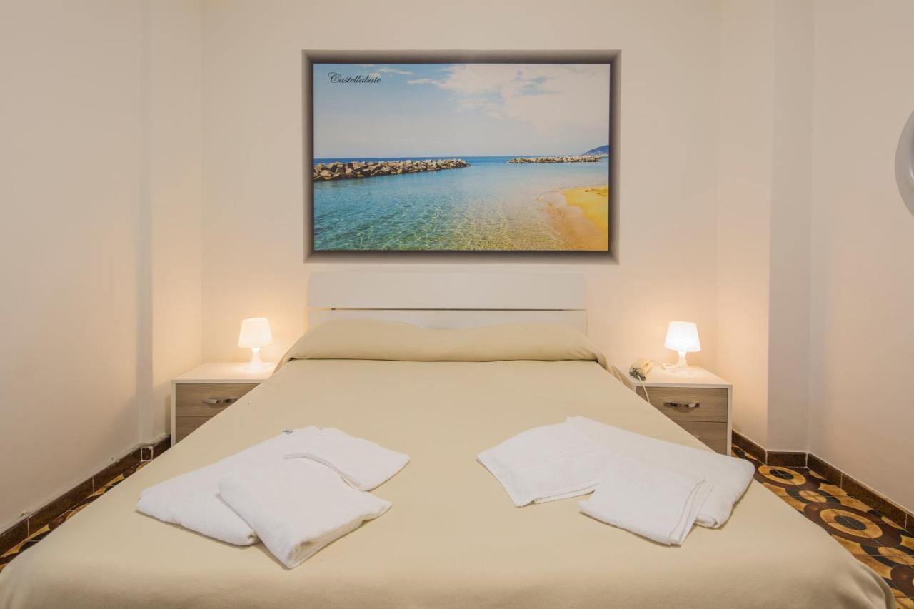 Hotel Rosy Батипалия Екстериор снимка