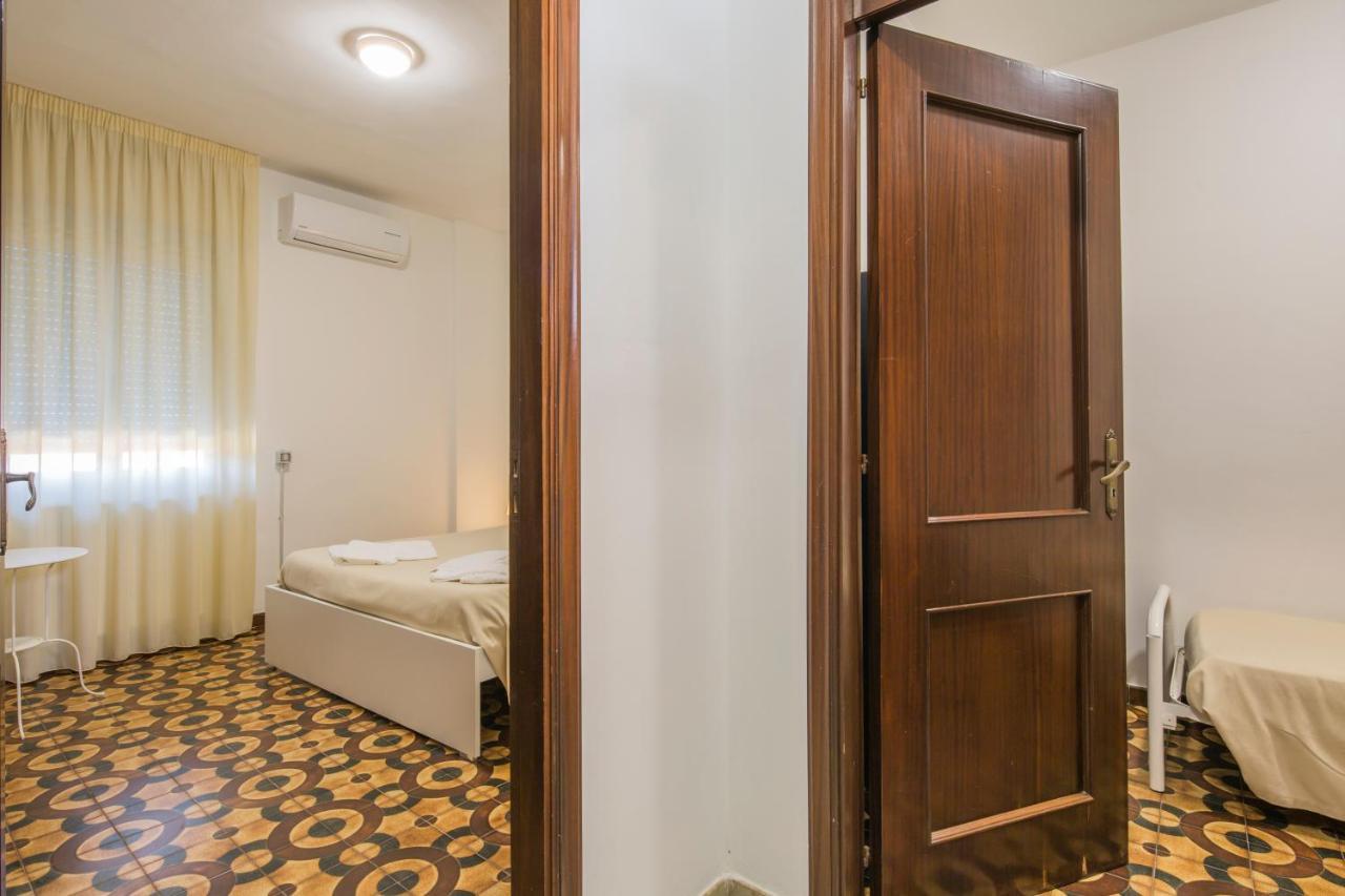 Hotel Rosy Батипалия Екстериор снимка