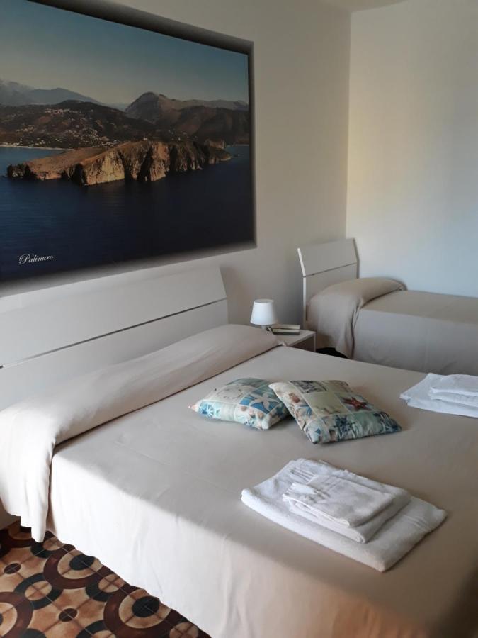 Hotel Rosy Батипалия Екстериор снимка